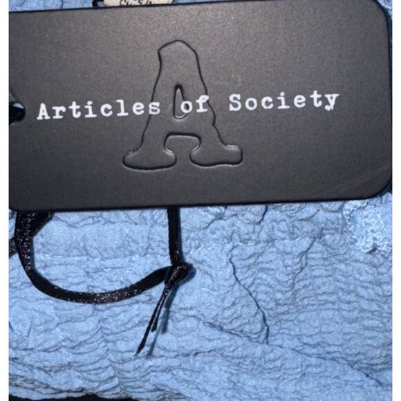 Articles Of Society Blue Off-Shoulder Smocked Crop Top S - Picture 3 of 7